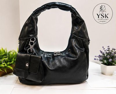 Noireva hobo bag with mini pouch