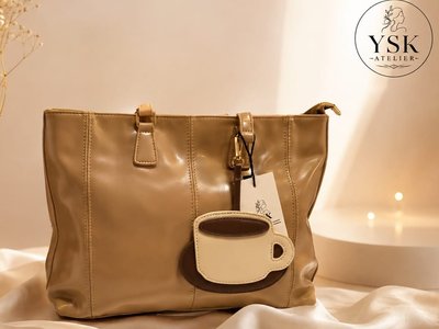 CARAMEL CHARM CARYYLLL