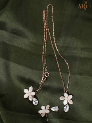 ARI Jewels Flower Pendant Necklace & Earrings Set