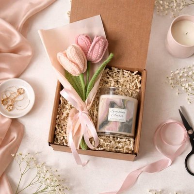 Sparkling Amber Crochet Tulip & Scented Candle Gift Hamper
