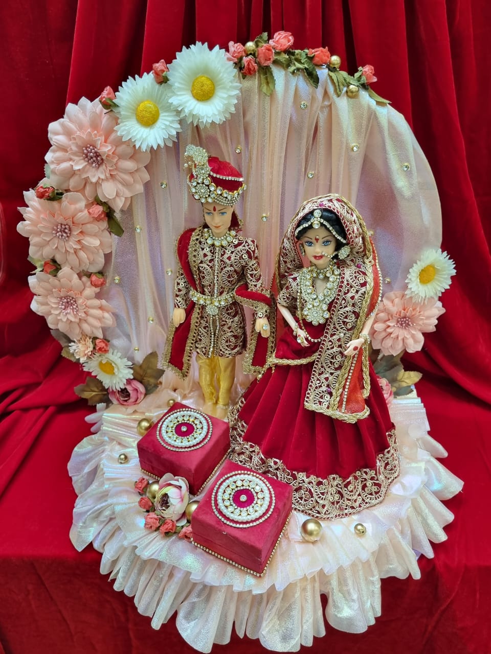Indian Wedding Couple Doll Showpiece