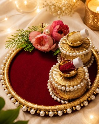 Decorative Thali with Sindoor Dibbi Set