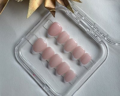 Classic French Nail Art Press-On Nails